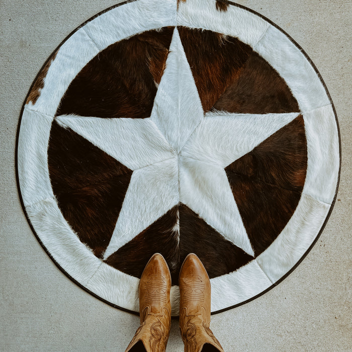 Cowhide: The Perfect Accessory for a Modern Farmhouse Aesthetic