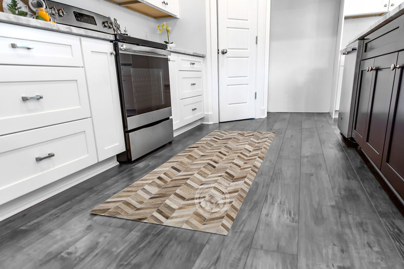 Taupe/Champagne - Designer Rug - Runner - Chevron