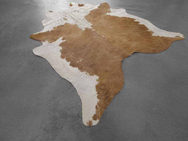 Premium Brazilian Hereford Cowhide Rug Size 6.6 X 6.10 ft