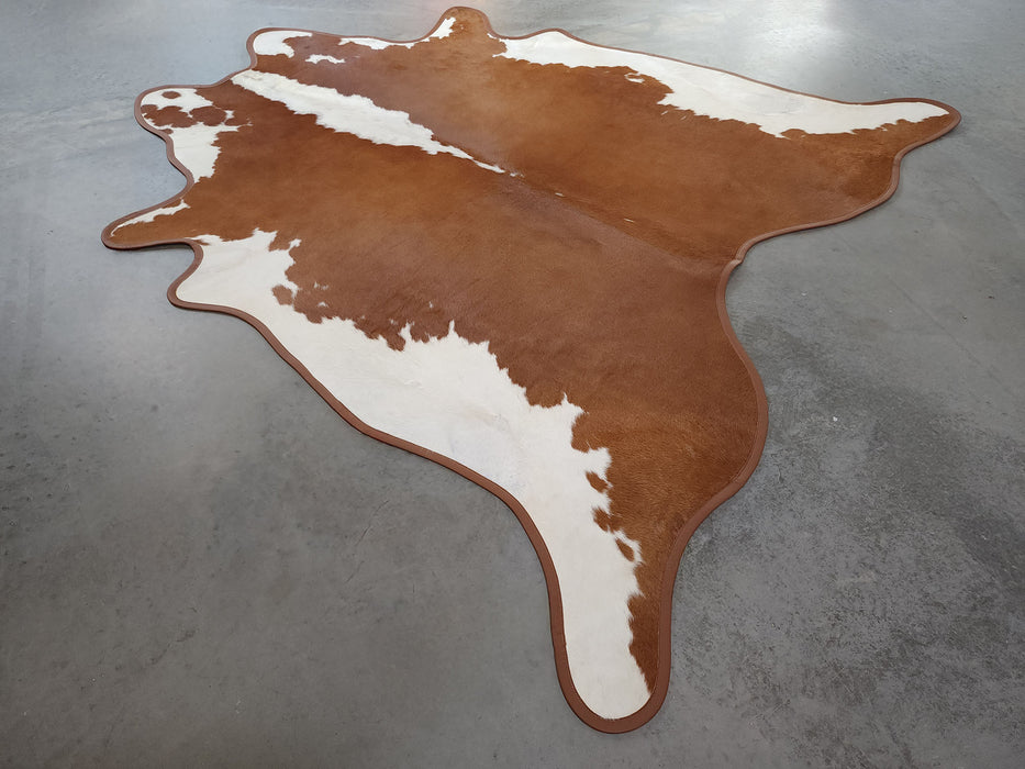 Leather Binding Hereford Cowhide Rug Size 7.0 X 7.1 ft