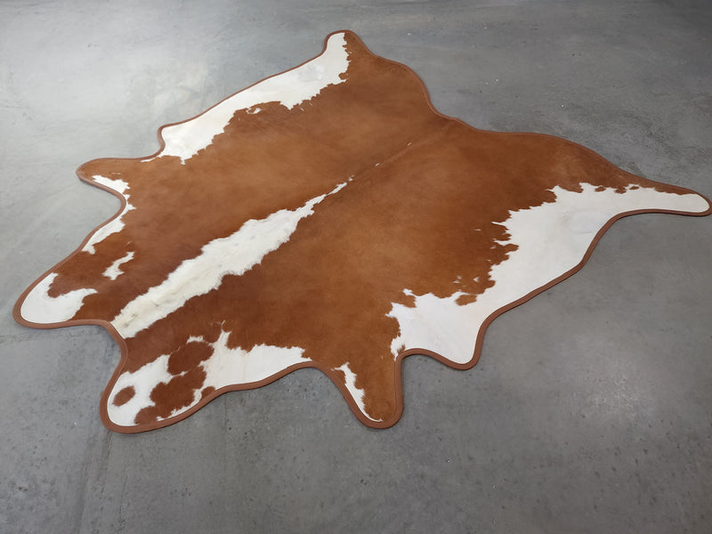 Leather Binding Hereford Cowhide Rug Size 7.0 X 7.1 ft