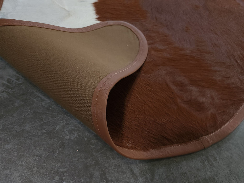 Leather Binding Hereford Cowhide Rug Size 6.9 X 6.10 ft