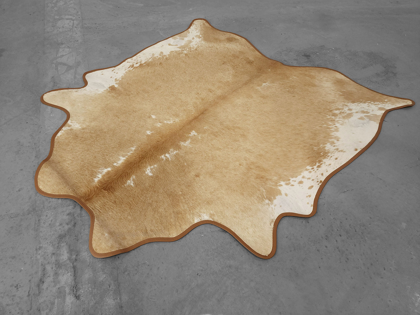 Leather Binding Cowhide Rugs