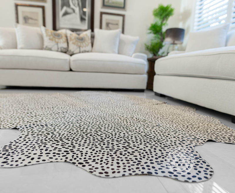 Cheetah on Off White Cowhide Rug
