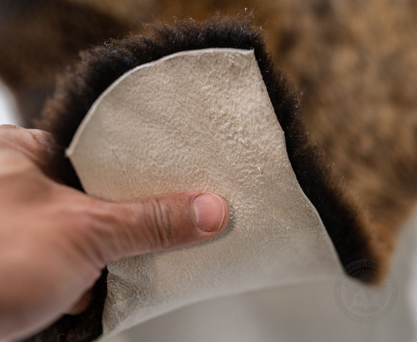 Premium Wild Sheepskin Rug Size 2.9 X 3.7 ft