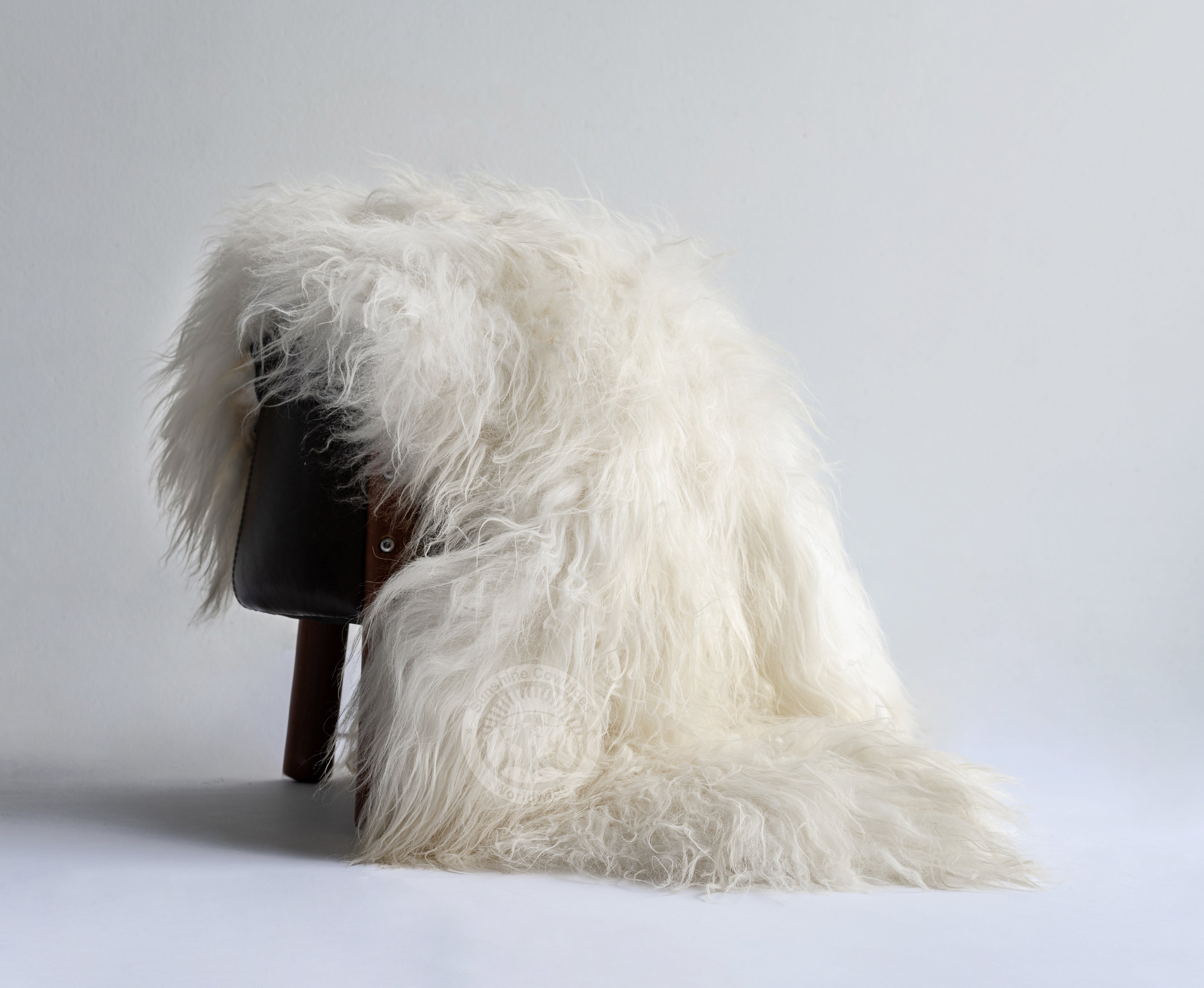 Icelandic Sheepskin - Natural White — Luxury Cowhides