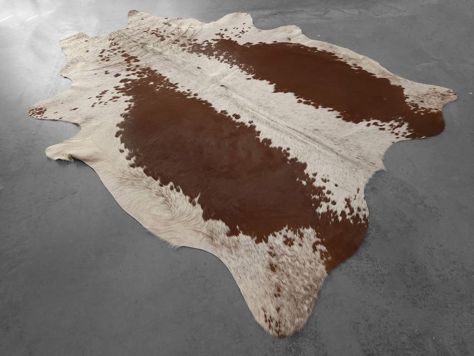 Premium Brazilian Brindle Cowhide Rug Size 6.9 X 8.4 ft