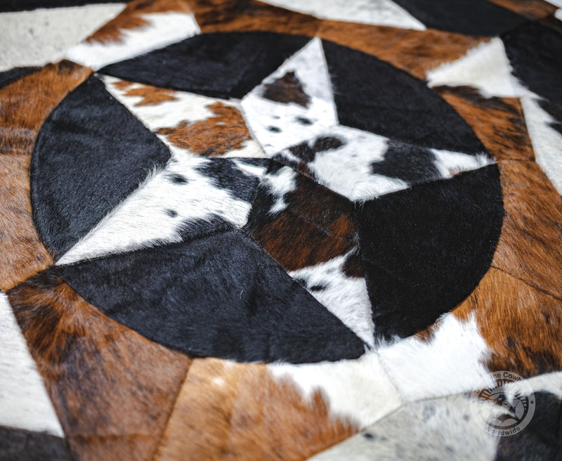 Round Cowhide Rug 60" - Multistar
